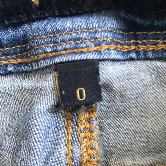 Light wash indigo rein jeans - Picture 3 of 6